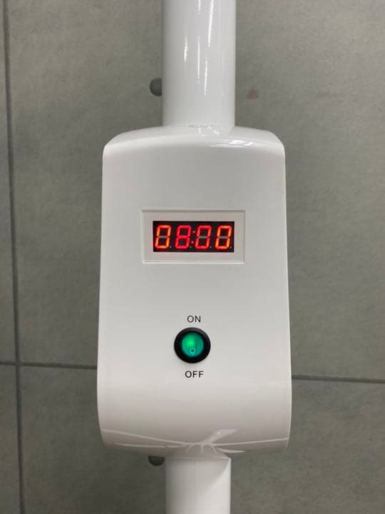 シャリオン社製ホワイトニング機器＋備品一式