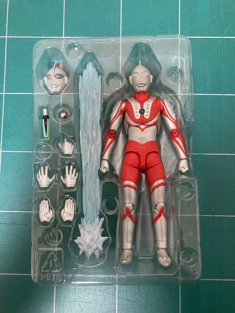 ウルトラ6兄弟＋レオ＋ウルトラの父セット - メルカリ