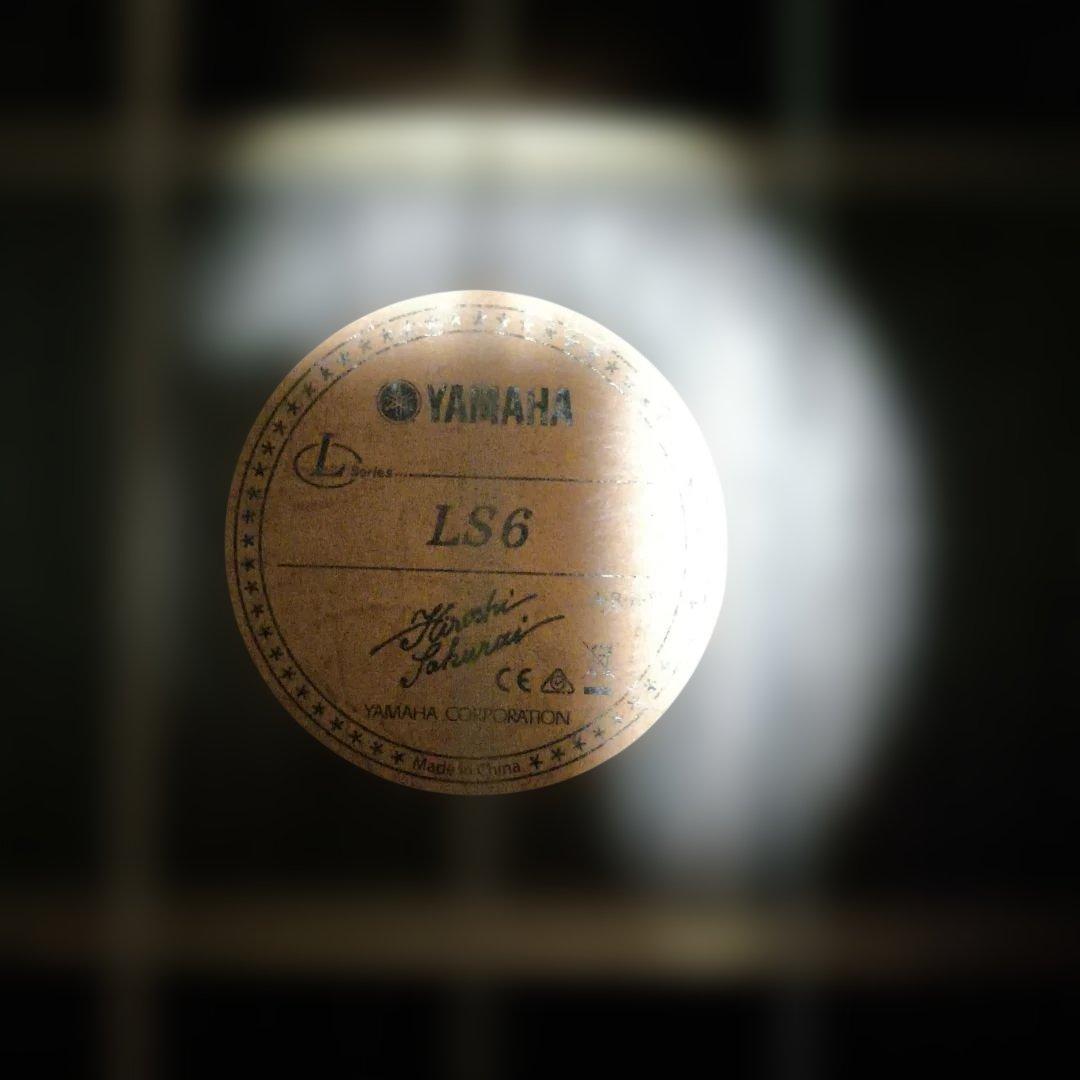 ギター YAMAHA LS6