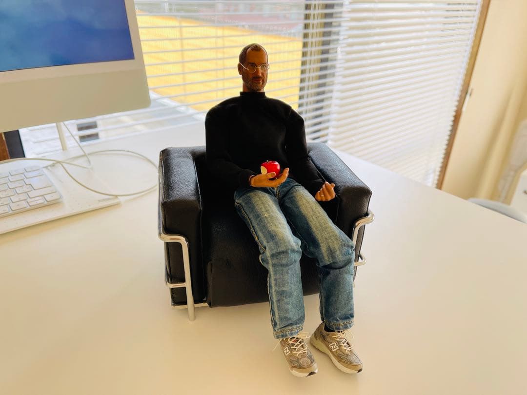 レア廃盤）限定生産品 スティーブ・ジョブズのリアルフィギュア