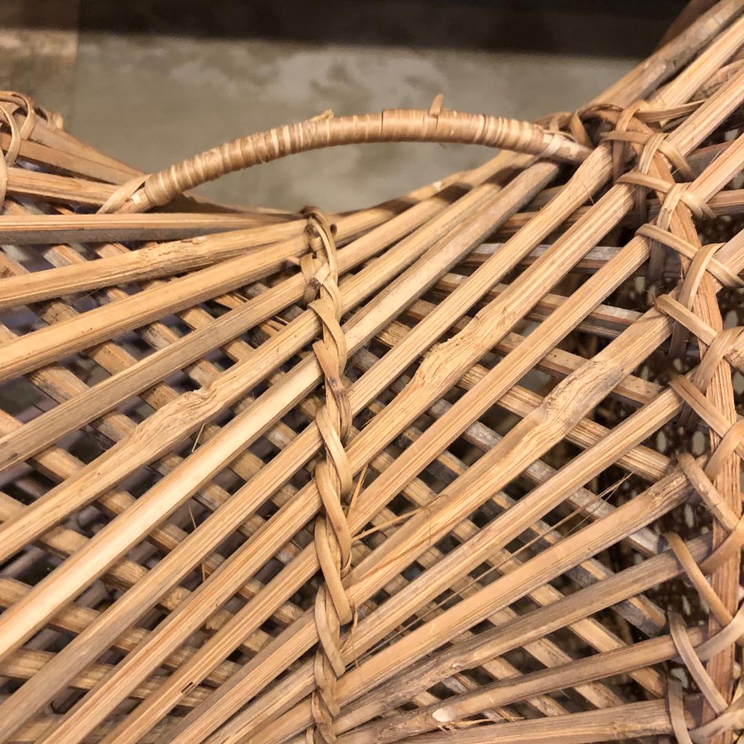 【バンブー　ラタン】 円形スツール　 編み込みデザイン　椅子　バンブースツール