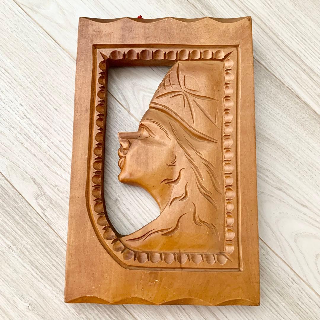 北海道】木彫り 壁かけ アイヌ民芸品 - メルカリ