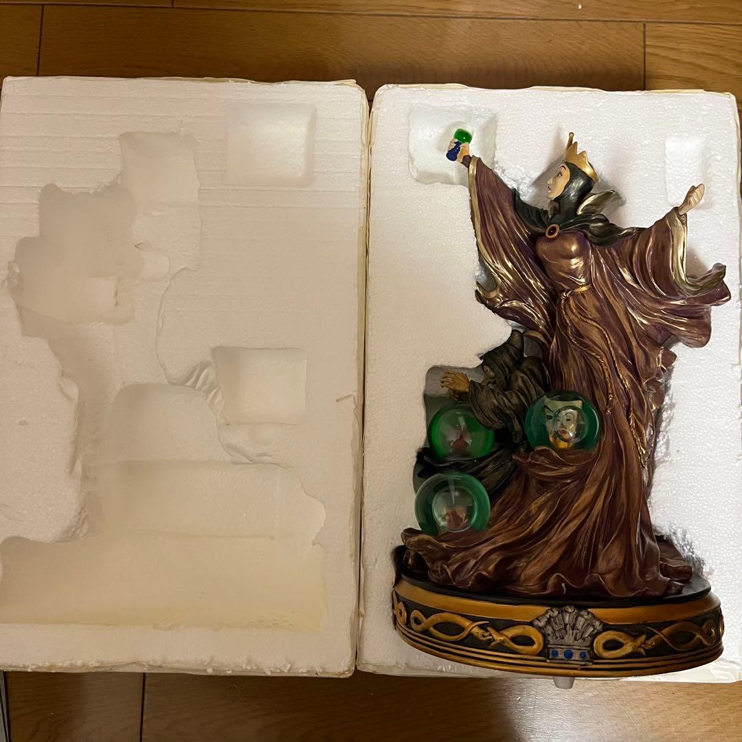 ディズニーギャラリー Evil Queen スノーグローブ 白雪姫 - メルカリ