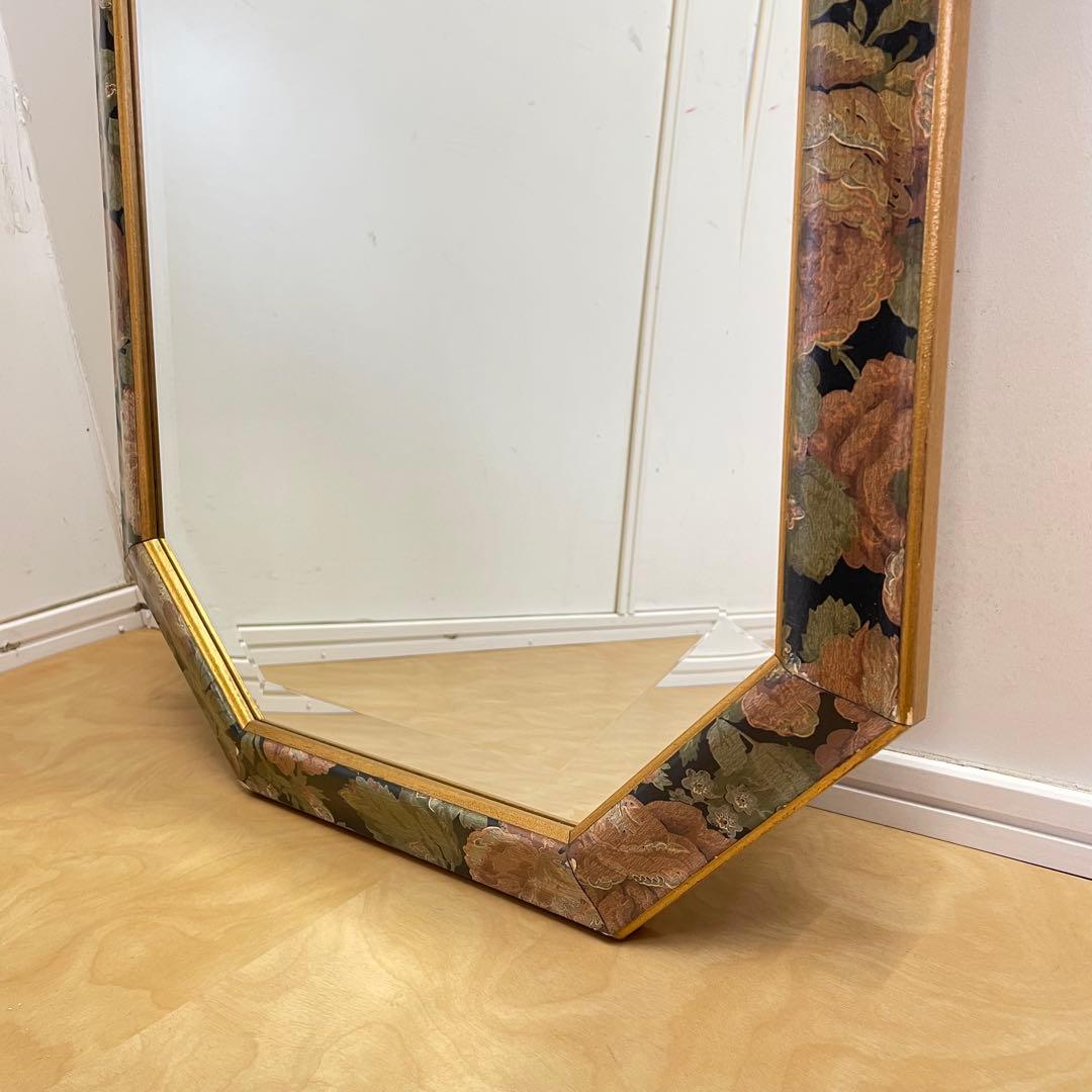 イタリア製 アンティーク調 8角ミラー 鏡 花柄 壁掛け式 ウォールミラー 姿見