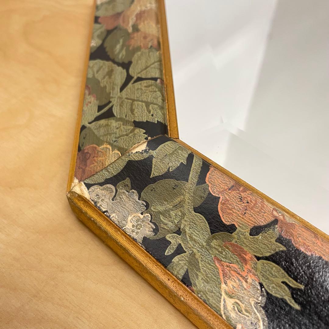 イタリア製 アンティーク調 8角ミラー 鏡 花柄 壁掛け式 ウォールミラー 姿見