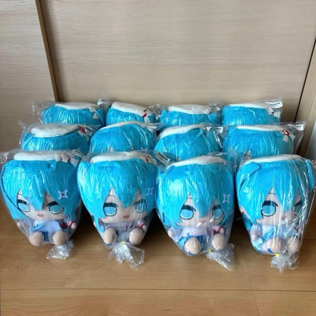 初音ミク きゅるまる BIGぬいぐるみ -クリームソーダver. 12体