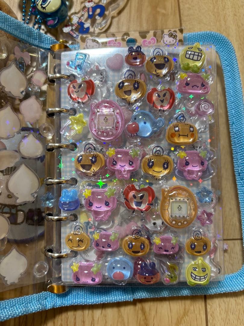 シール帳完成品 サンリオ ボンドロ リラックマ ディズニー たまごっち