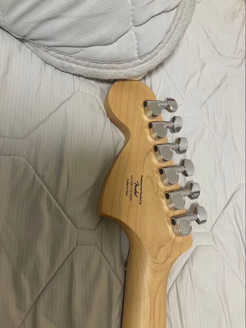 Squier エレキギター ホワイト ボディ