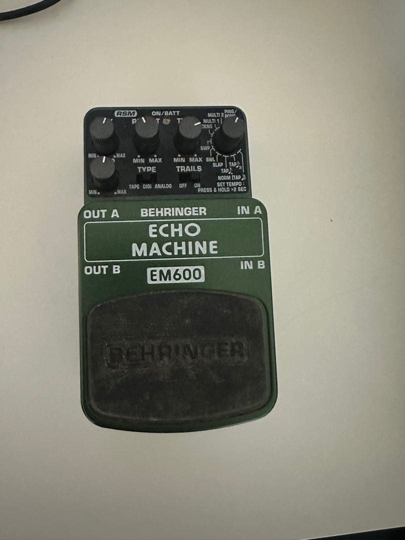 Behringer EM600 エコーマシン - メルカリ