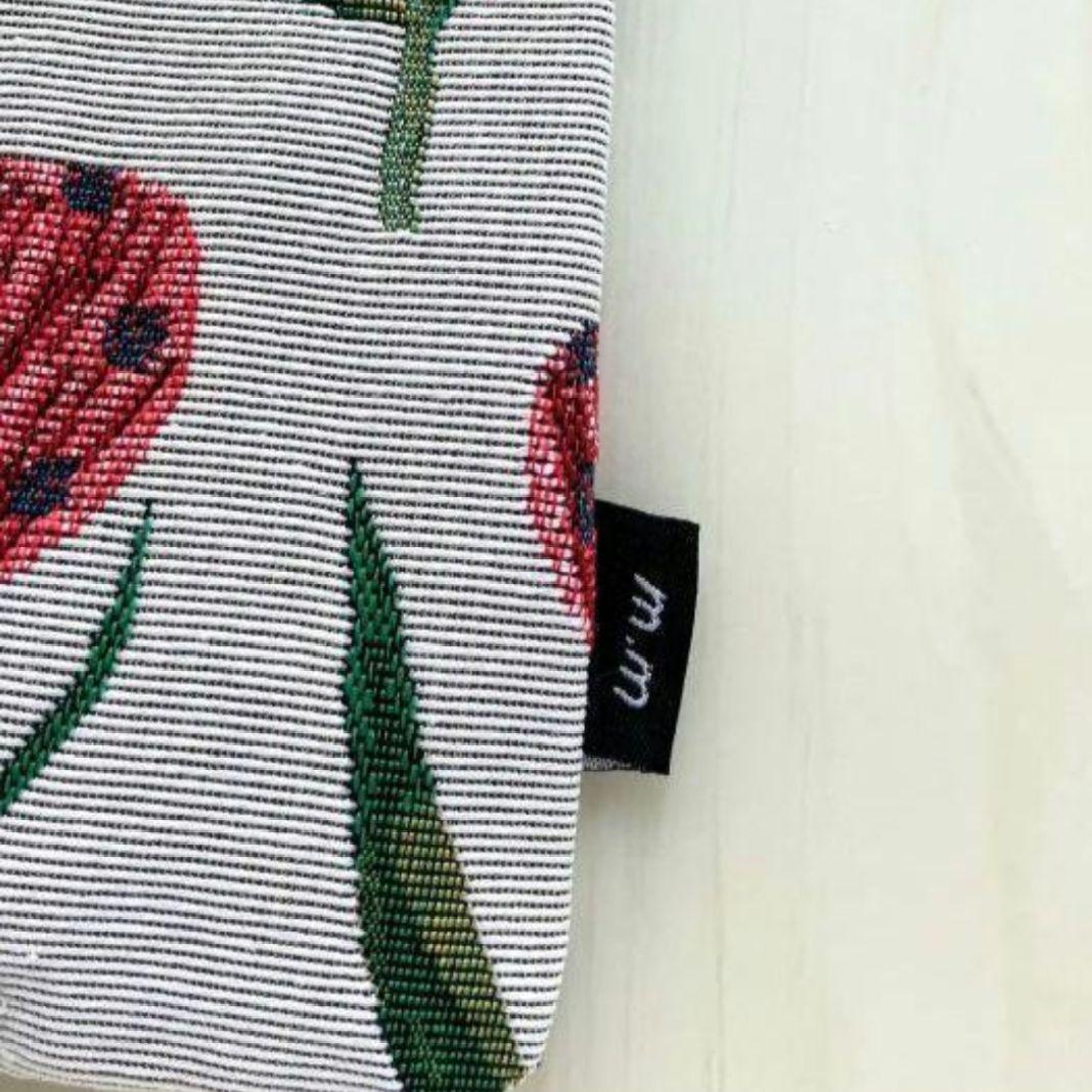 新品　松尾ミユキ　クッションカバー　なでしこ　45×45cm　花柄　ナデシコ