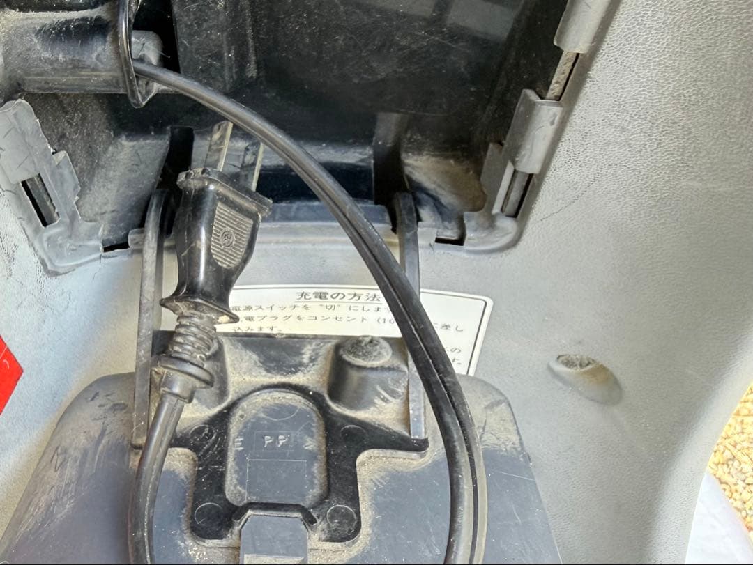 動作品 電動車いす スズキ セニアカー シニアカー 4輪 電動車 愛知引き取り可