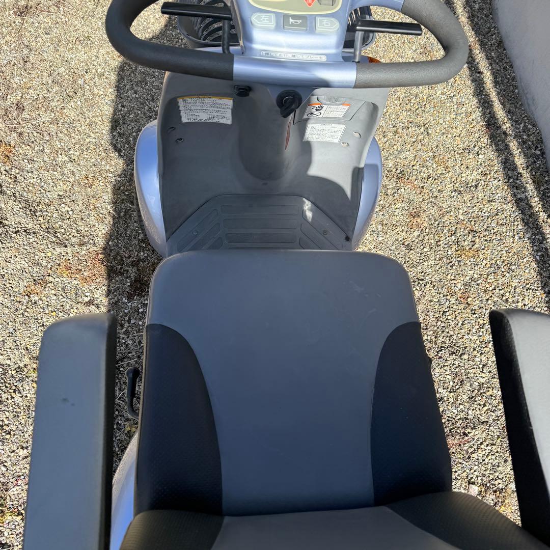 動作品 電動車いす スズキ セニアカー シニアカー 4輪 電動車 愛知引き取り可