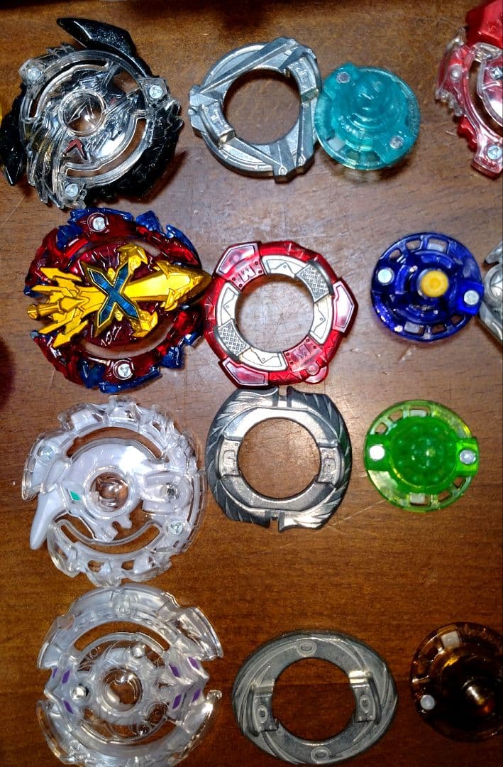 ベイブレードバースト+ワイドスタジアム+ランチャー&グリップまとめ