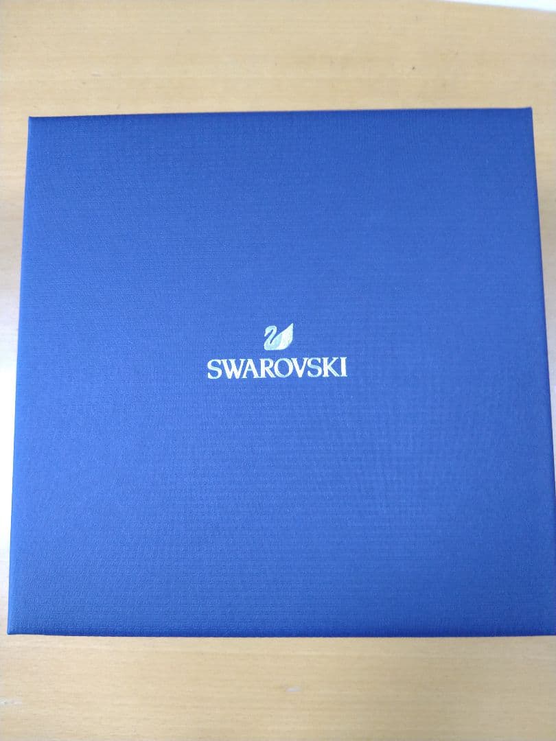 Swarovskiスワロフスキー☆未使用品☆魔法のバラ〜美女と野獣