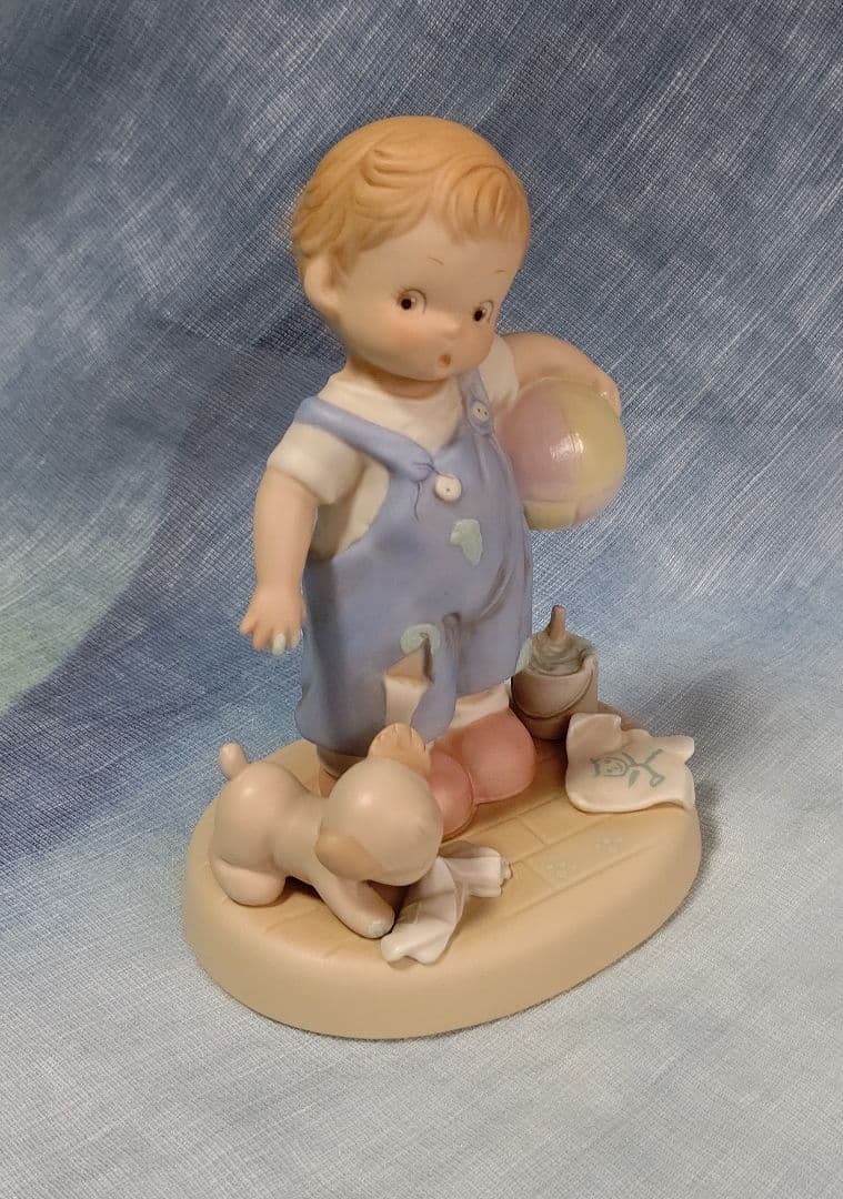 マーベルルーシアトウェル \" 僕たちに今問題が発生中！\"超レア 陶器人形