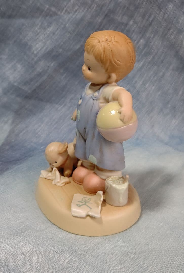 マーベルルーシアトウェル \" 僕たちに今問題が発生中！\"超レア 陶器人形