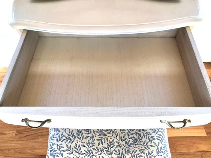 アンティークドレッサー&スツール