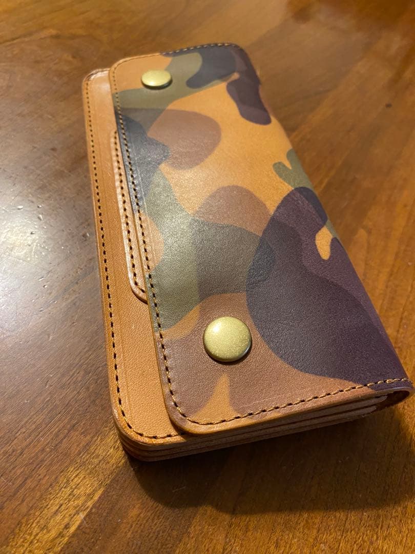 トラッカーウォレット　3層　迷彩