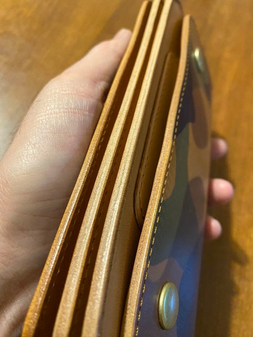 トラッカーウォレット　3層　迷彩