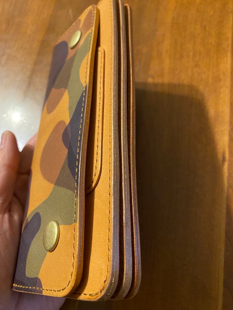 トラッカーウォレット　3層　迷彩