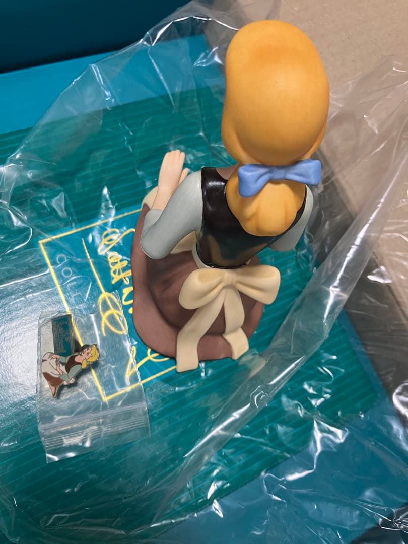 新品未使用 WDCC ディズニープリンセス シンデレラ フィギュア