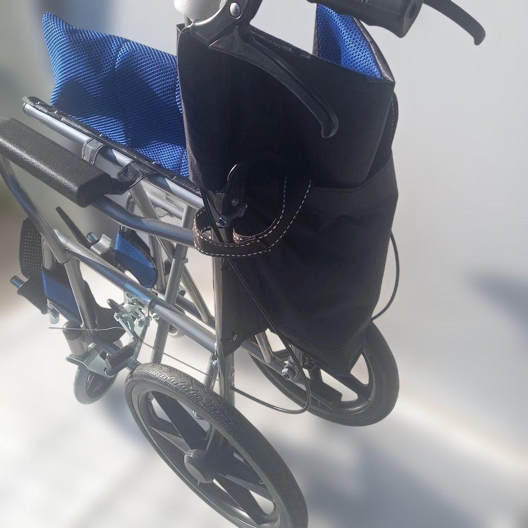 ケアテックジャパン　介助式車椅子「ハピネスライト CA-22SU」