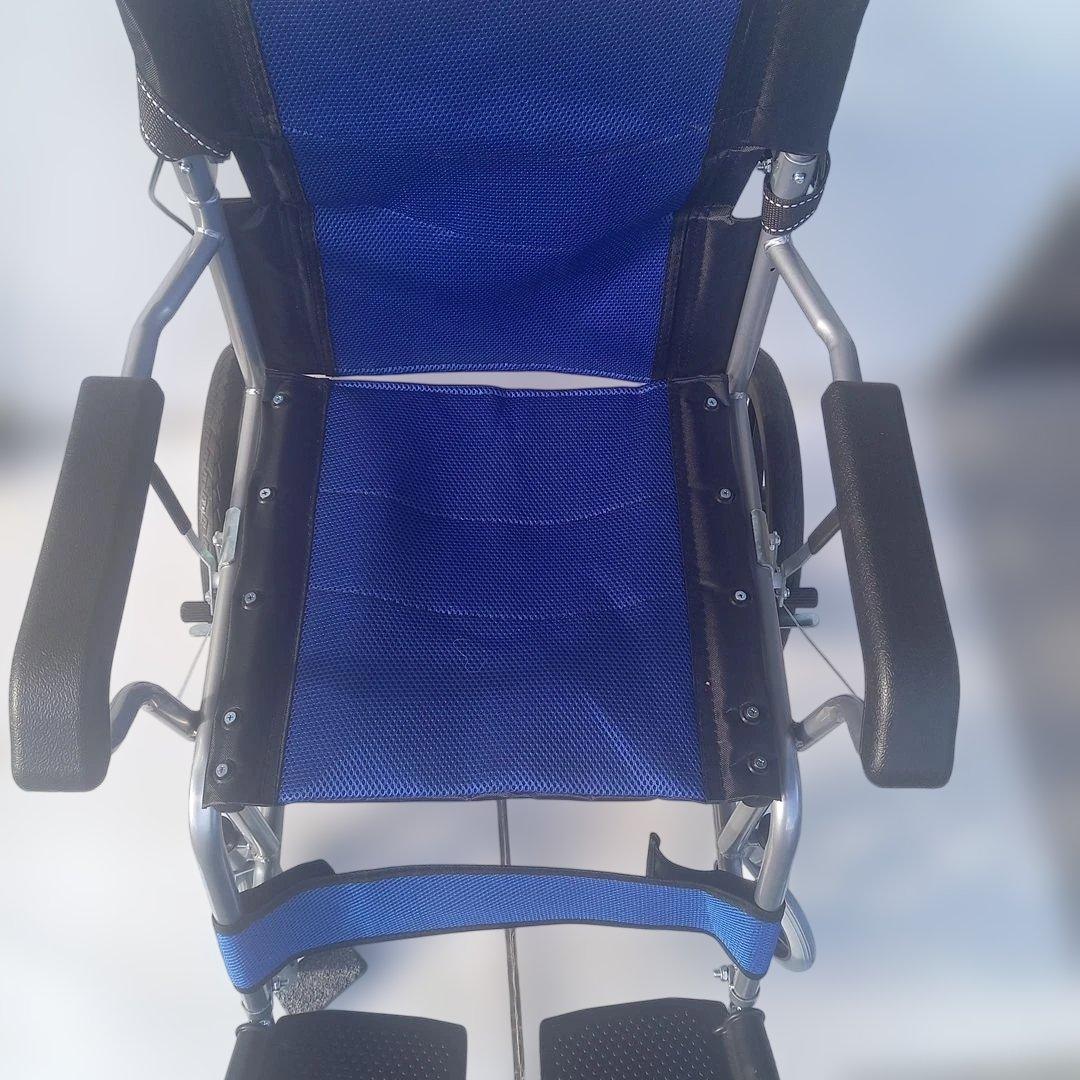 ケアテックジャパン　介助式車椅子「ハピネスライト CA-22SU」