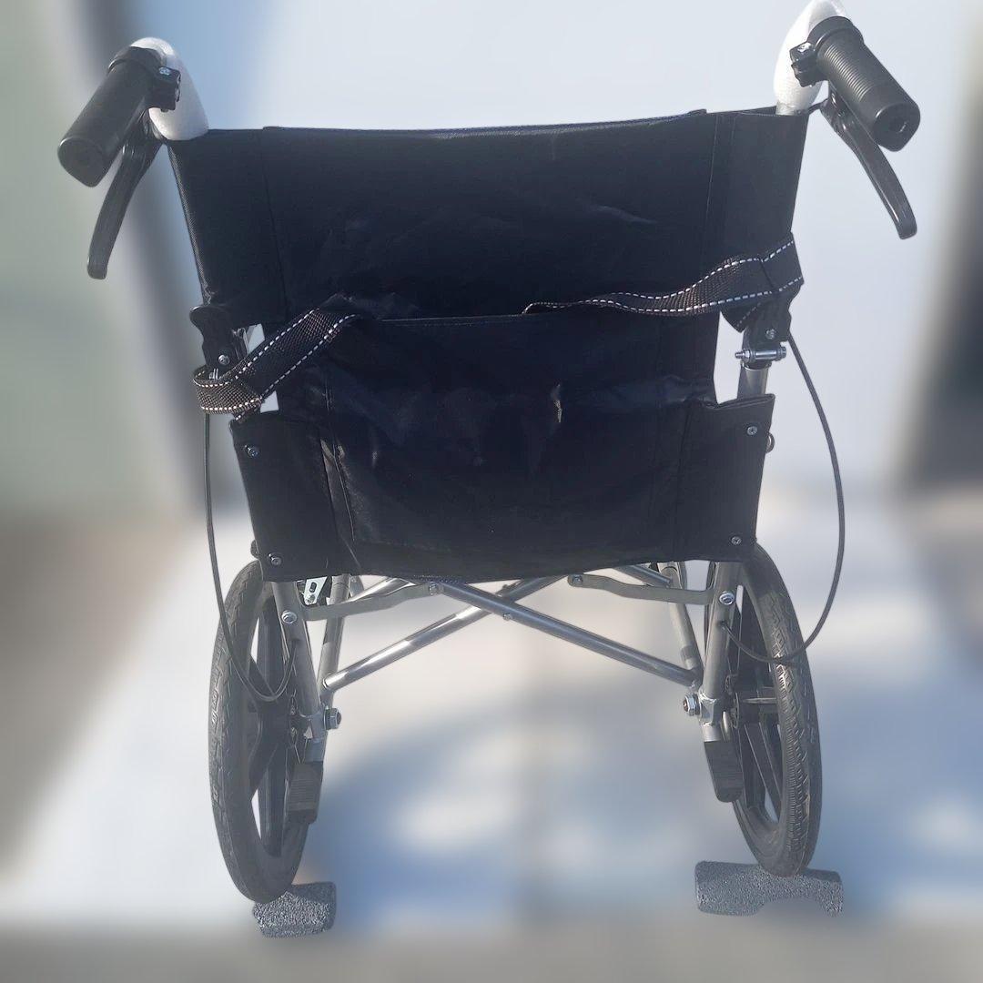 ケアテックジャパン　介助式車椅子「ハピネスライト CA-22SU」