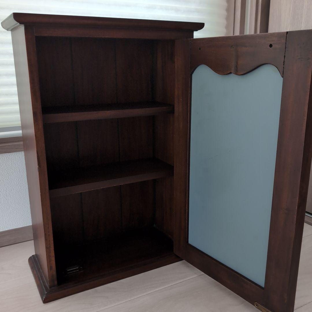 葉山ガーデン　壁掛けミラー付き棚