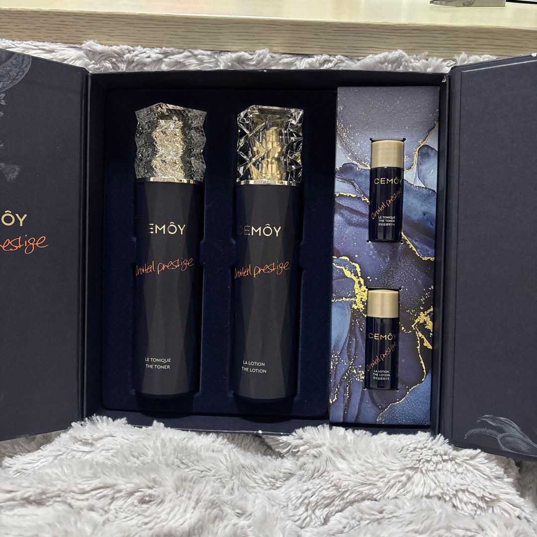 CEMÔY セモイ　シーモア