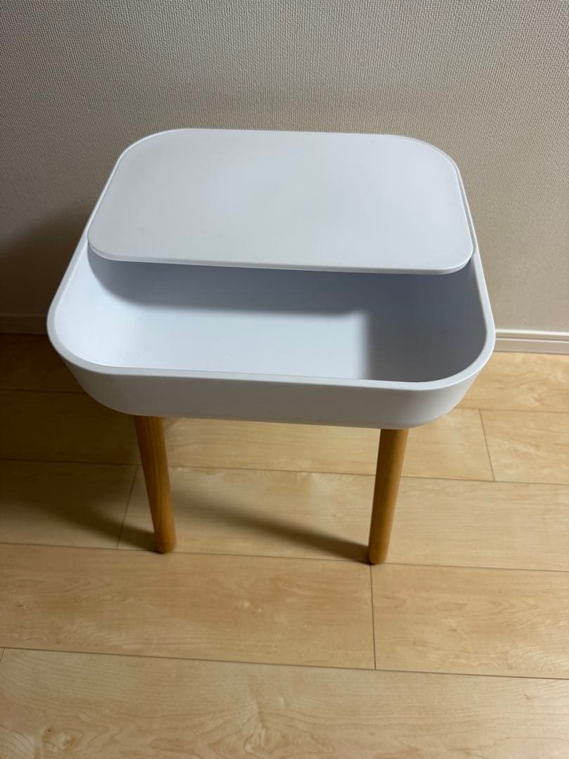サイドテーブル ホワイト 充電ケーブル穴付き軽い