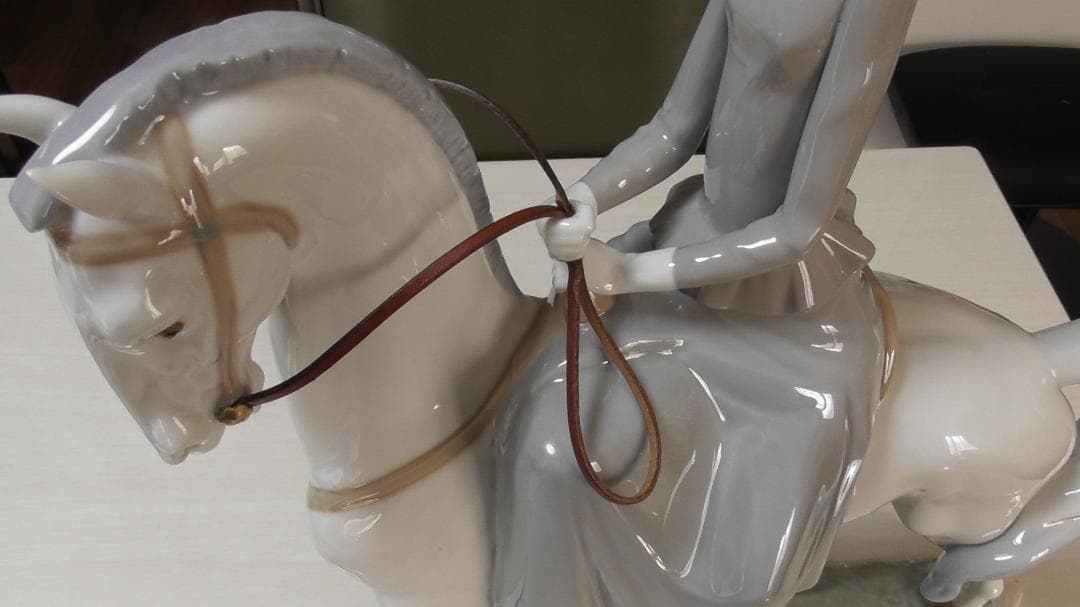 LLADRO　リヤドロ　【白い馬の少女】11　45ｃｍ　リアドロ 　　L476