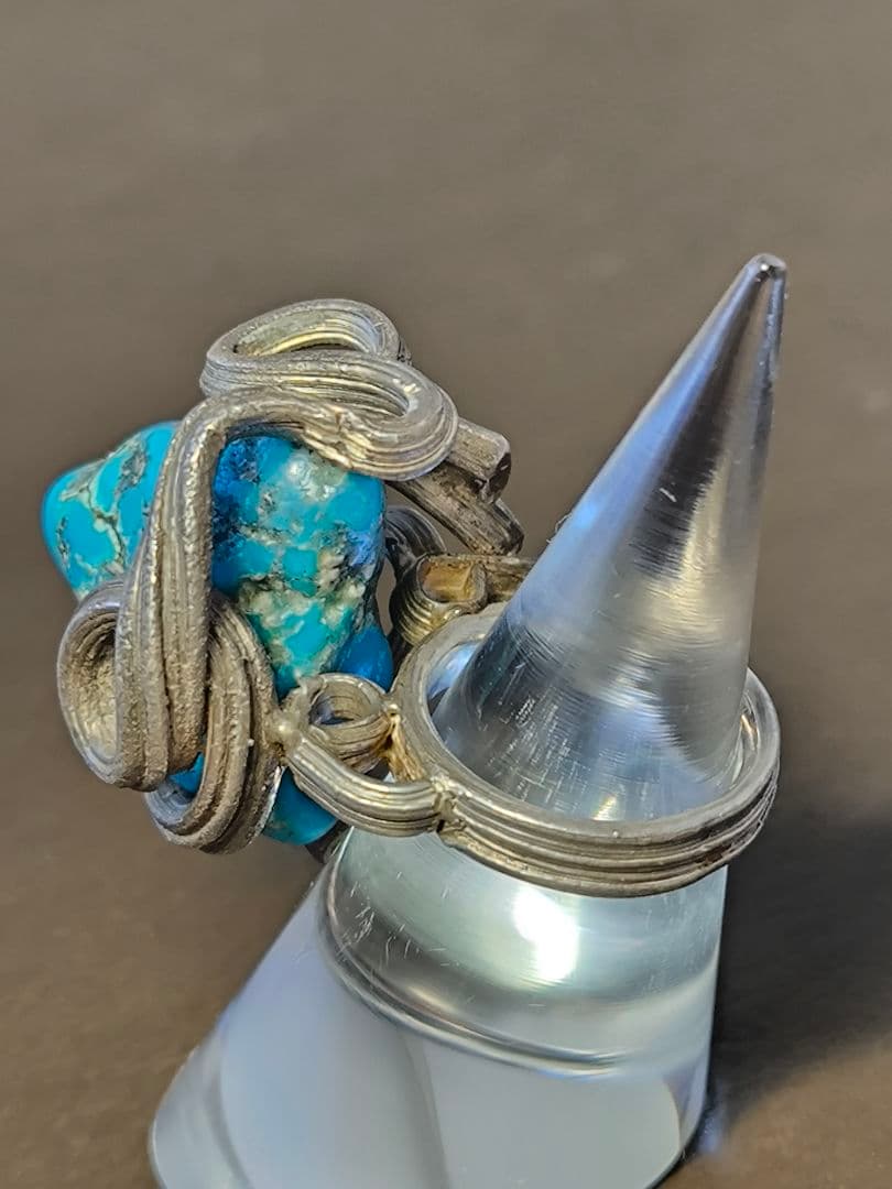 忍　しのぶ　トルコ石　ターコイズ　デザイン　作家　アーティスト　シルバーリング