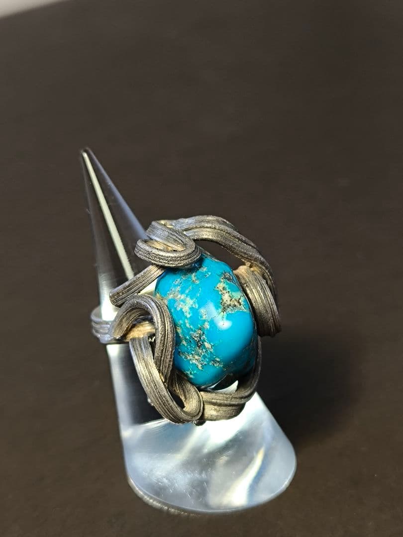 忍　しのぶ　トルコ石　ターコイズ　デザイン　作家　アーティスト　シルバーリング