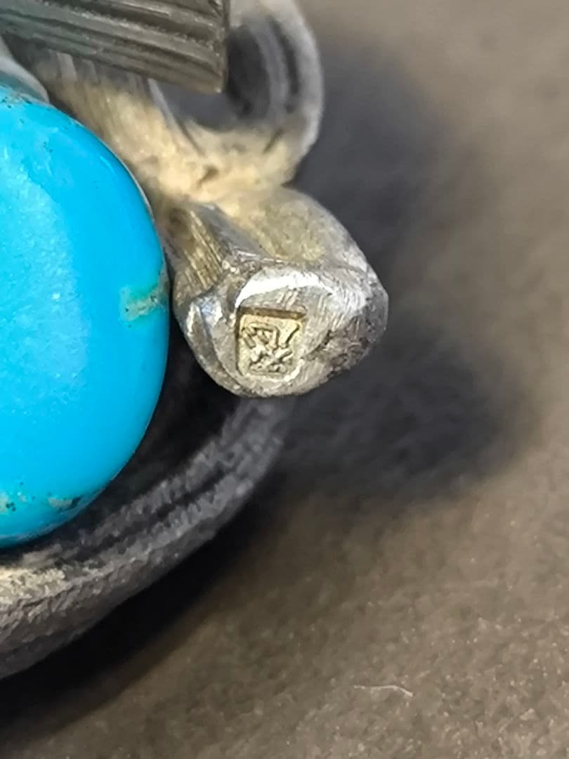 忍　しのぶ　トルコ石　ターコイズ　デザイン　作家　アーティスト　シルバーリング