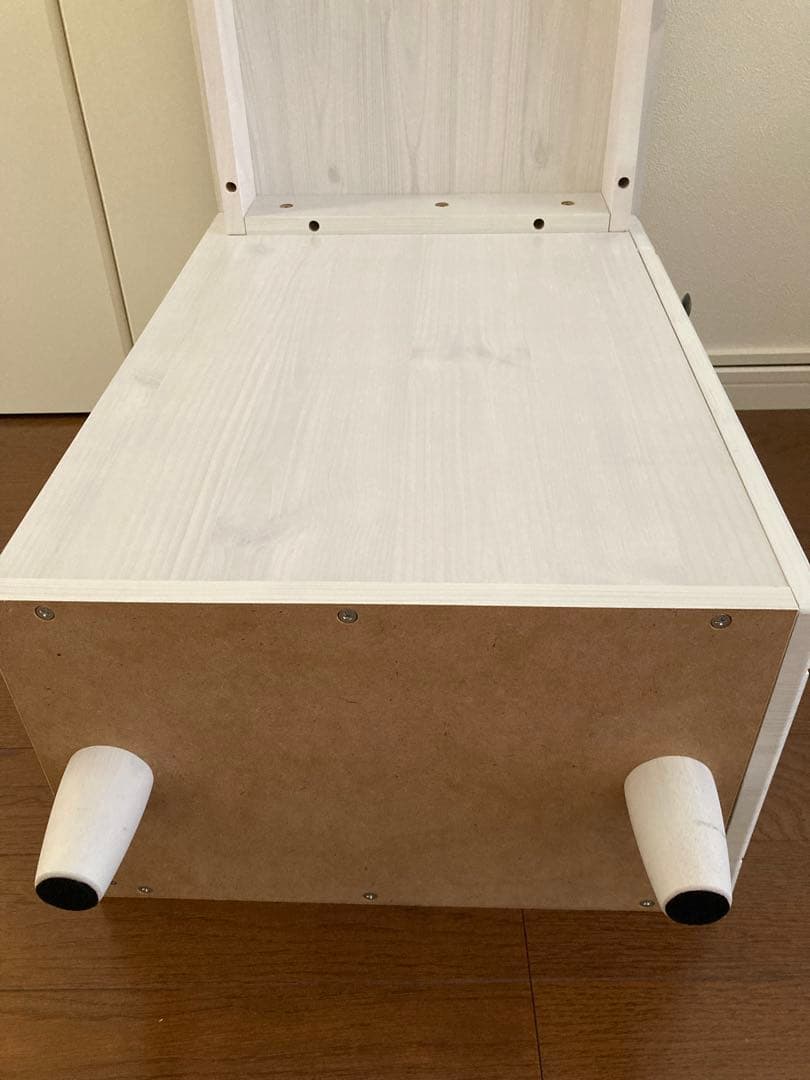 ニトリ 机 デスク【組立済そのまま使える】【送料込】白 モダン 北欧 ガラス戸