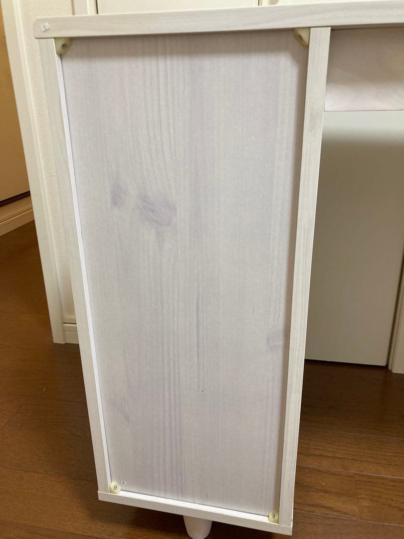 ニトリ 机 デスク【組立済そのまま使える】【送料込】白 モダン 北欧 ガラス戸