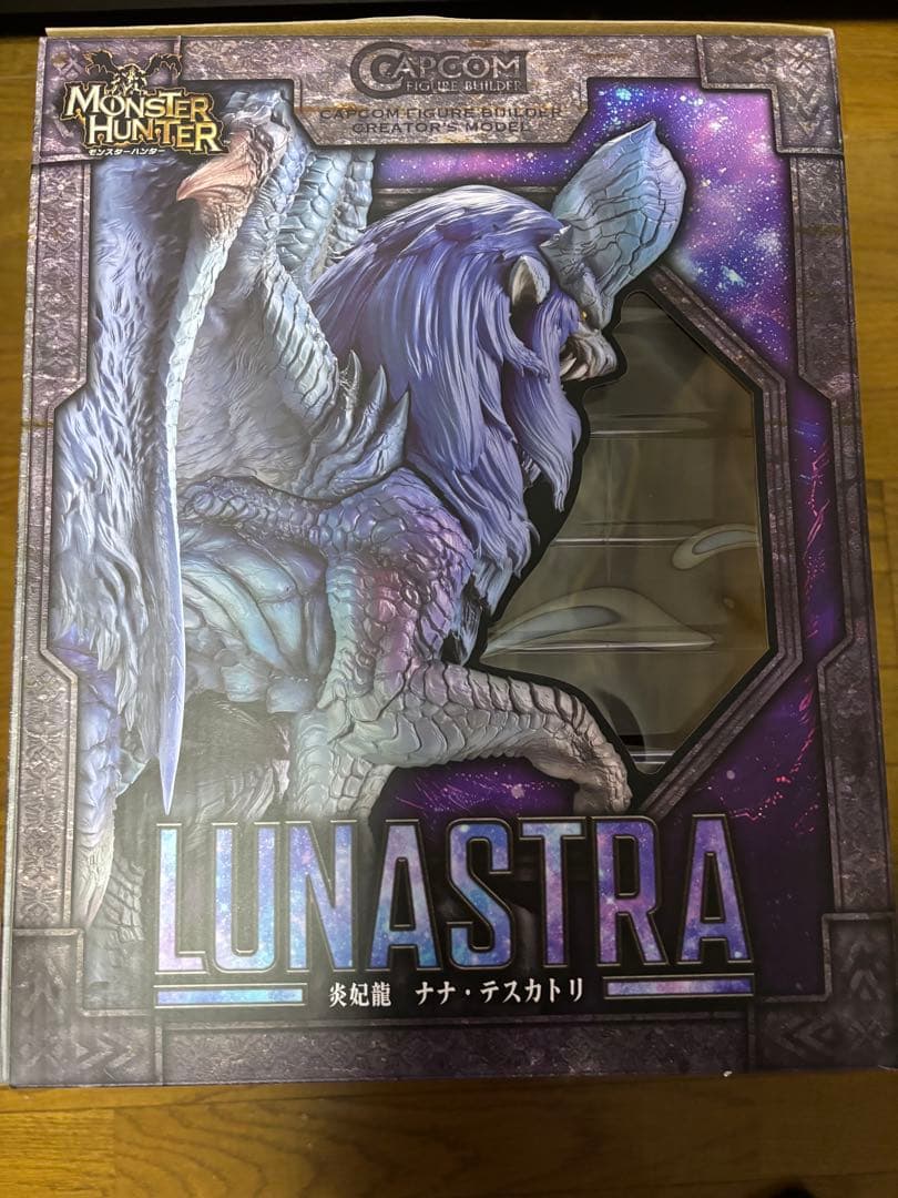 クリエイターズモデル 炎妃龍ナナ・テスカトリ　モンスターハンター フィギュア