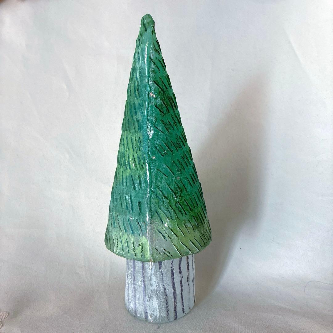 安達知江さん　ツリー　木　ガラス