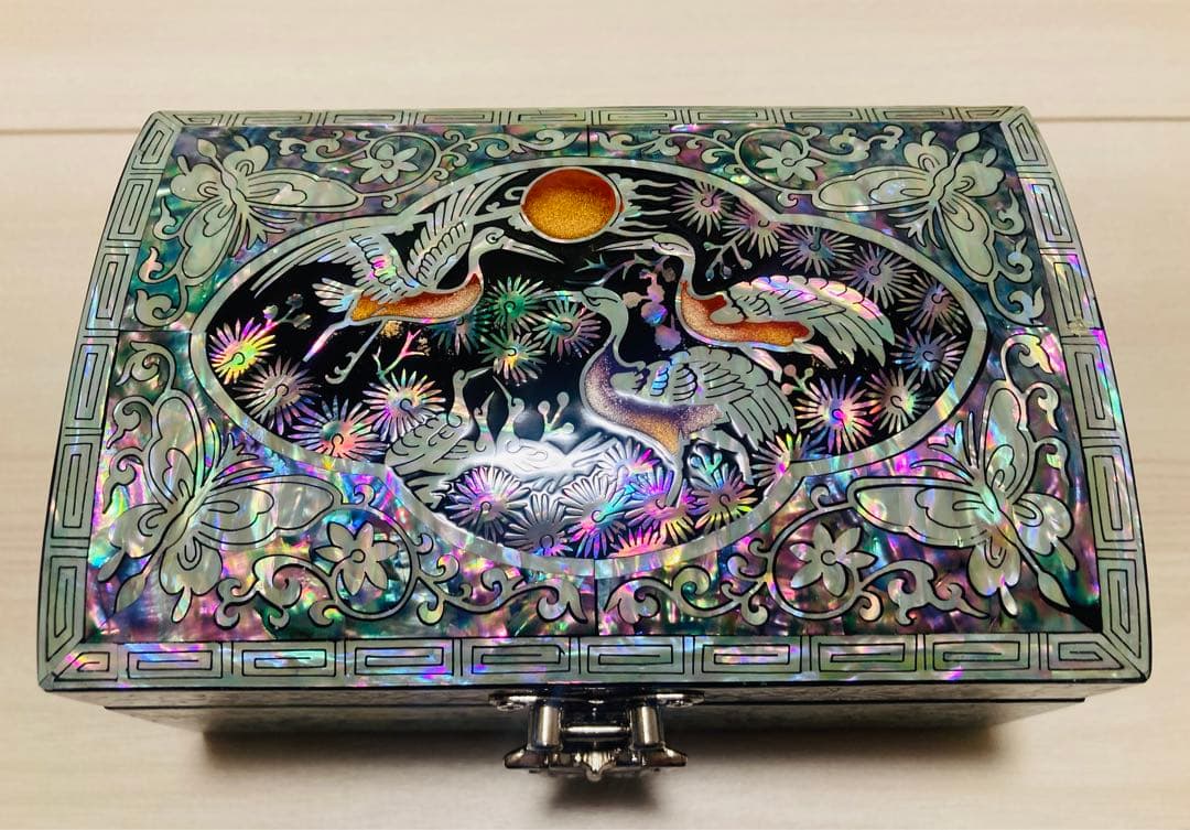 ⭐︎新品⭐︎螺鈿漆器（らでん）ジュエリーボックス　小物入れ