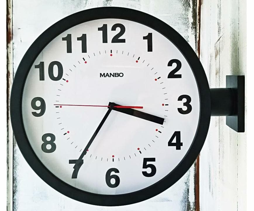 両面掛け時計 manbo 文字盤の直径37.9cm 非電波