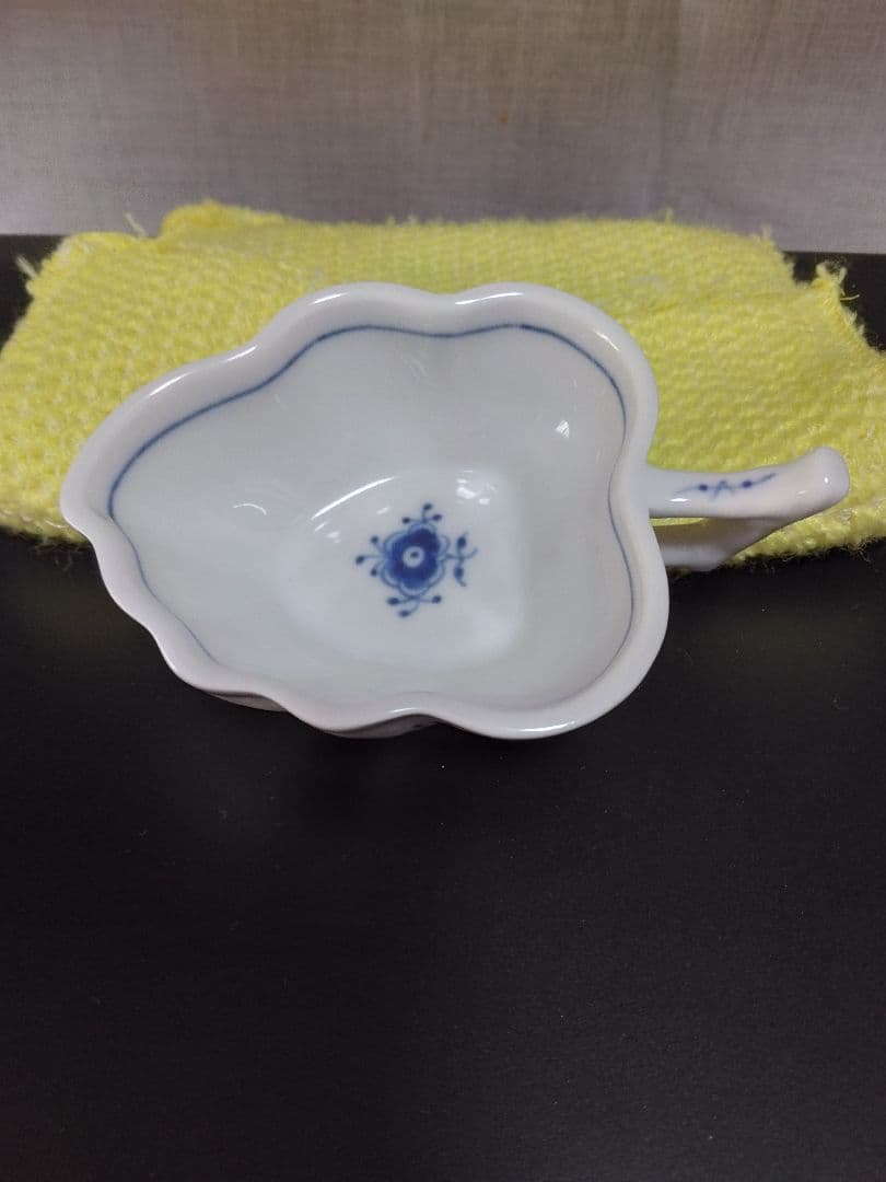 ス*ー様 ロイヤルコペンハーゲンブル－フルーテッド プレイン スモールリーンシュ