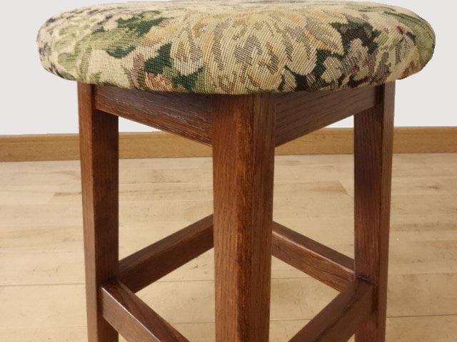 北海道手作り家具　ナラ材　スツール（花柄）　勇峰工芸（新）