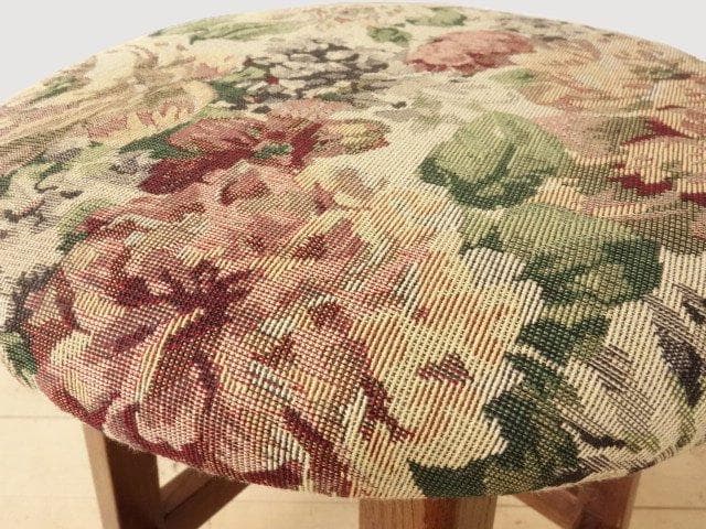北海道手作り家具　ナラ材　スツール（花柄）　勇峰工芸（新）