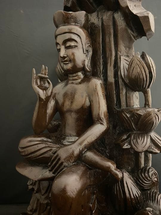 弥勒菩薩 半跏思惟像 一刀彫り　木彫 仏像 彫刻 置物 風水 骨董 アンティーク