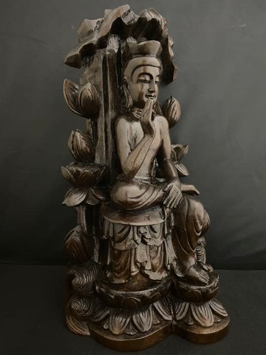 弥勒菩薩 半跏思惟像 一刀彫り　木彫 仏像 彫刻 置物 風水 骨董 アンティーク