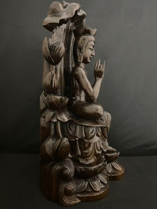 弥勒菩薩 半跏思惟像 一刀彫り　木彫 仏像 彫刻 置物 風水 骨董 アンティーク