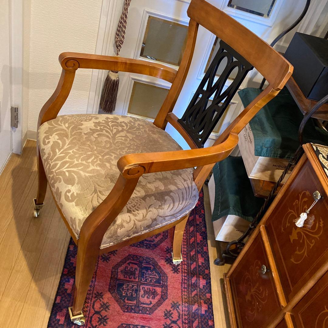 vintage キャスター付きアームチェア