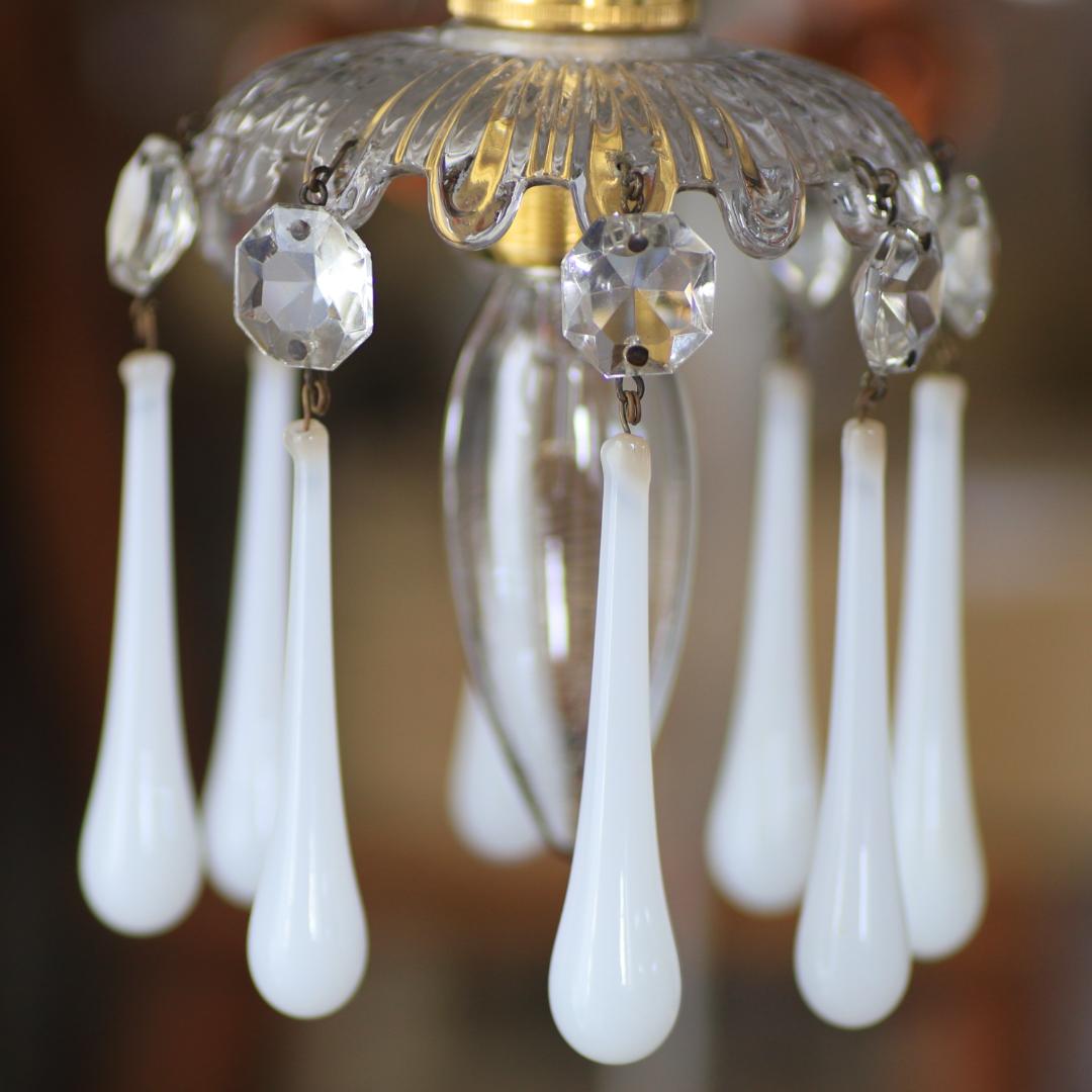 フランスアンティーク ホワイトオパリンガラス ミニシャンデリアシェード/ランプ