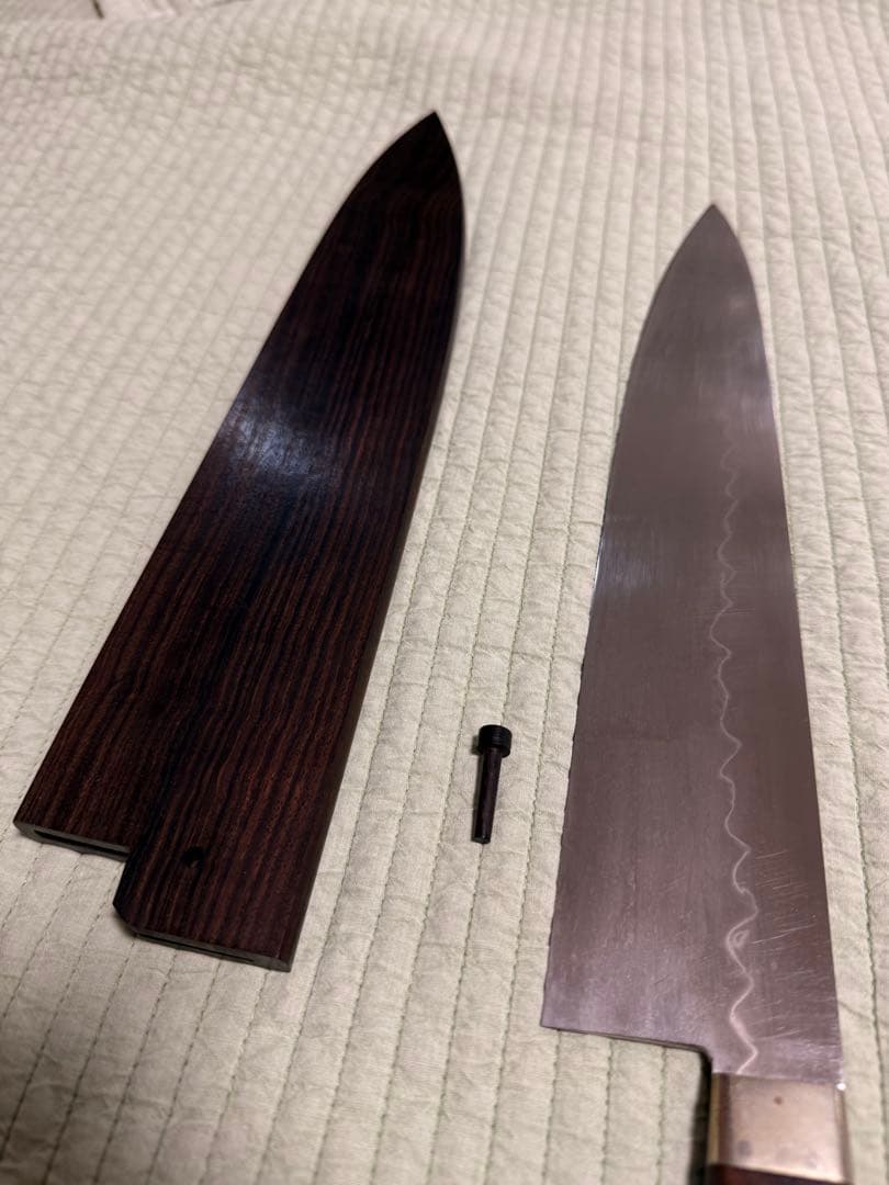 一刀斎虎徹 包丁　芦博志作　白ニ　本焼和牛刀　300mm